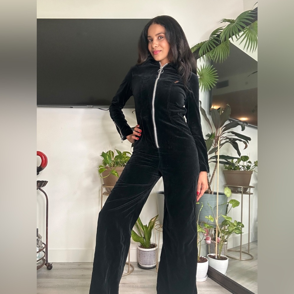 Vintage 1970s Bonjour Paris Black Velvet Jumpsuit Flare Leg Zip-Up Disco Glam